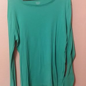 Green long sleeve tee